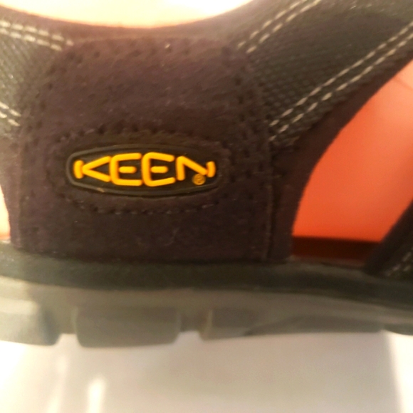KEEN Clearwater Cnx Black and Yellow Draw String Sandals Woman's Sz 7.5 1008770 - Picture 10 of 14